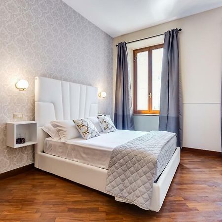Trevi Private Suites By Premium Suites Collection Рим Экстерьер фото