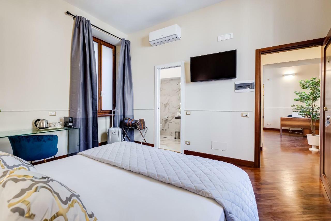 Trevi Private Suites By Premium Suites Collection Рим Экстерьер фото