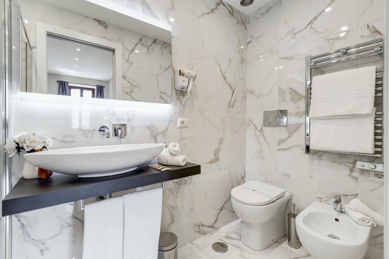 Trevi Private Suites By Premium Suites Collection Рим Экстерьер фото